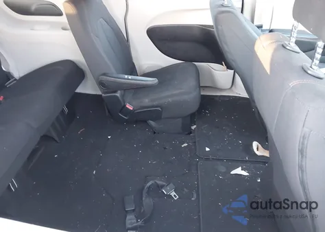 2017 Chrysler Pacifica Touring из США, поврежденный, VIN 2C4RC1DG3HR518245